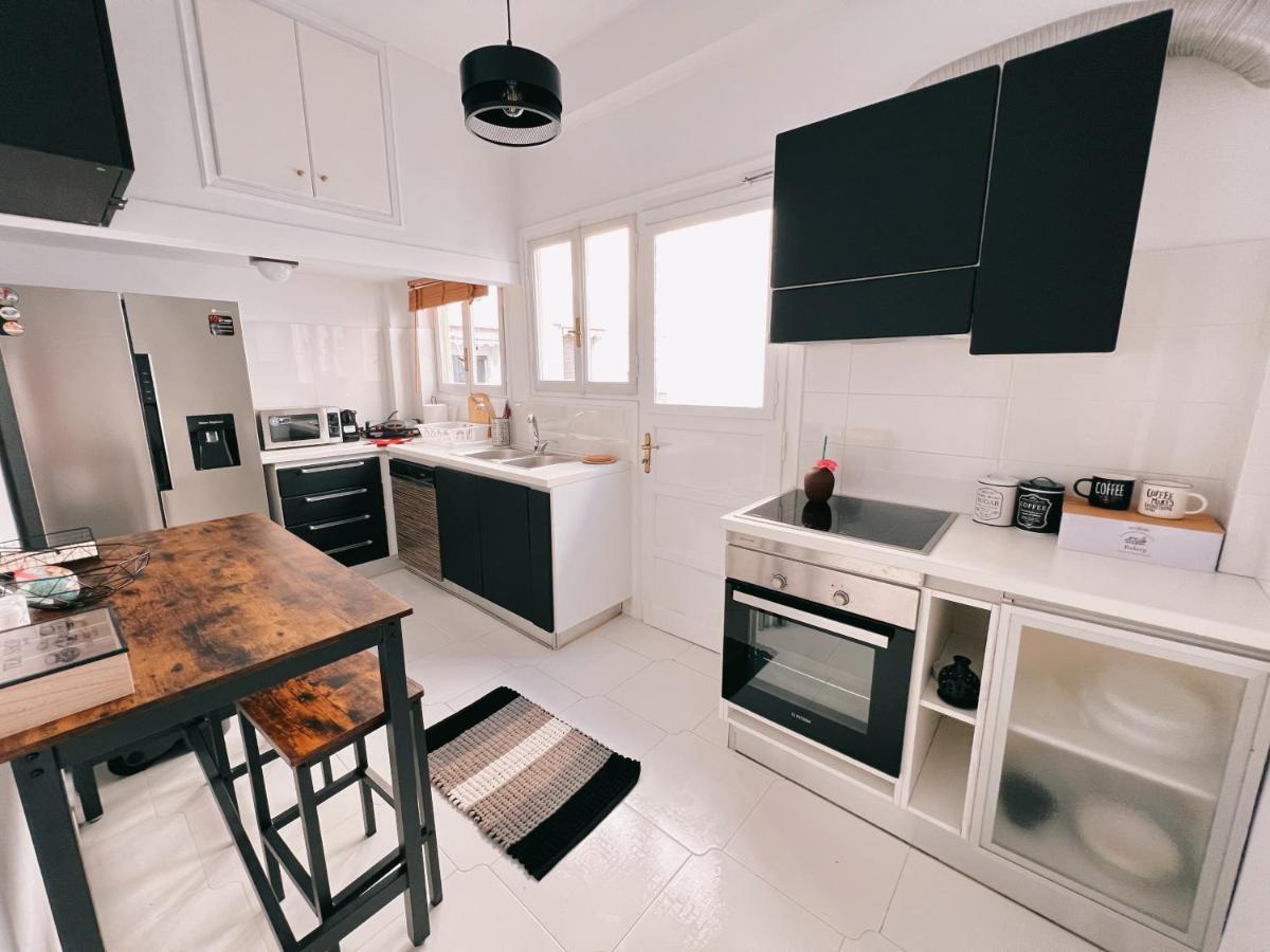 Seaside Apartment In Flisvos Marina Αθήνα Εξωτερικό φωτογραφία
